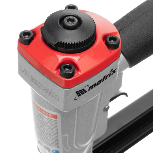 Степлер пневматический для прямоугольных скоб от 6 до 13 мм Matrix купить в Москве с доставкой по всей России | ProtosMarket.ru