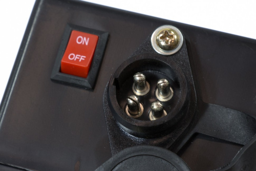 Лебедка автомобильная электрическая 4.5 т, 12 В Denzel по ценам производителя в Санкт-Петербурге с доставкой по всей России