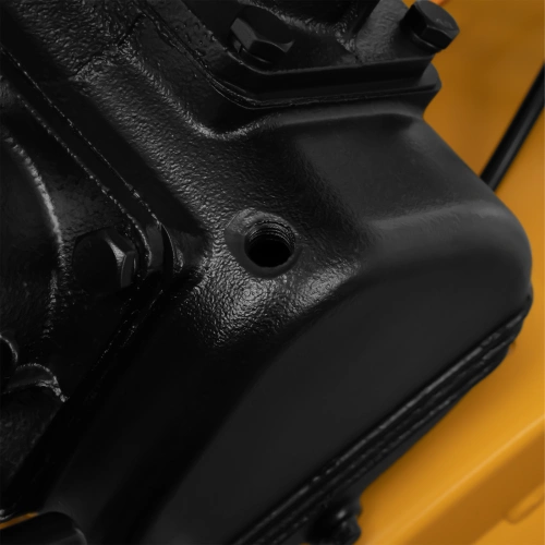 Компрессор воздушный BCV2200/100, ременный привод, 2.2 кВт, 100 литров, 370 л/мин Denzel по ценам производителя в Санкт-Петербурге с доставкой по всей России