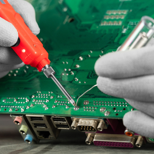 Паяльник беспроводной 4.5 В, 8 Вт, 350°С, припой 10 г, работа от элементов питания 3хАА Matrix по ценам производителя в Санкт-Петербурге с доставкой по всей России