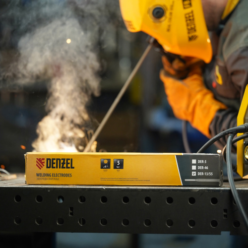 Электроды DER-13/55, диам. 4 мм, 5 кг, основное покрытие Denzel по ценам производителя в Санкт-Петербурге с доставкой по всей России