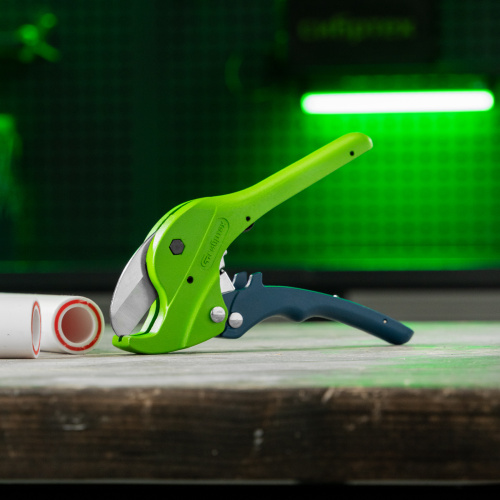 Ножницы для резки изделий из пластика, усиленные, полуавтомат, D до 35 мм Сибртех купить в Москве с доставкой по всей России | ProtosMarket.ru