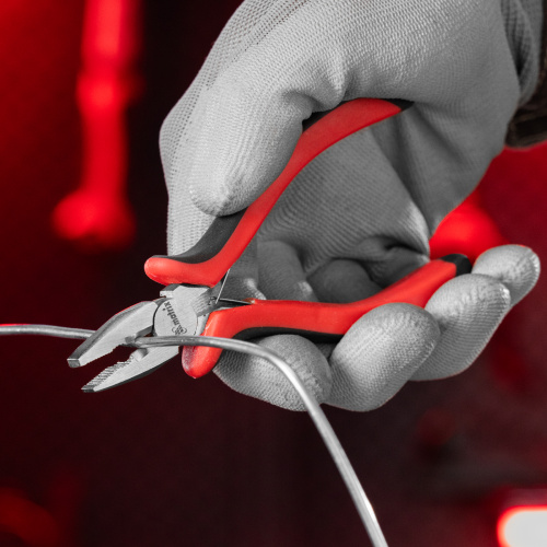 Плоскогубцы Mini, 130 мм, никелированные, авторазжим, двухкомпонентные рукоятки Matrix по ценам производителя в Санкт-Петербурге с доставкой по всей России