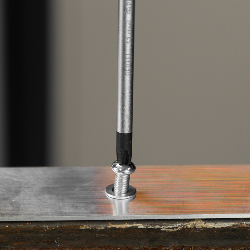 Отвертка, PH2х100 мм, S2, 3к рукоятка Denzel по ценам производителя в Санкт-Петербурге с доставкой по всей России