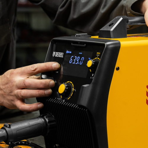 Аппарат инвертор. полуавтомат. cварки IMIG-205SDR, 200 А, ПВ 60%, катушка 5 кг Denzel по ценам производителя в Санкт-Петербурге с доставкой по всей России