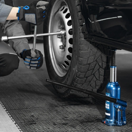 Домкрат гидравлический бутылочный, 5 т, h подъема 207-404 мм, в пластиковом кейсе Stels по ценам производителя в Санкт-Петербурге с доставкой по всей России