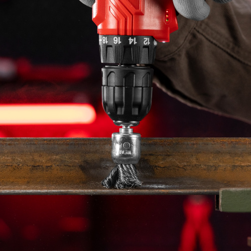 Щетка для дрели, 25 мм, "чашка" со шпилькой, крученая металлическая проволока Matrix по ценам производителя в Санкт-Петербурге с доставкой по всей России