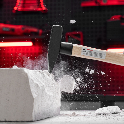 Молоток слесарный, 500 г, квадратный боек, деревянная рукоятка Matrix купить в Москве с доставкой по всей России | ProtosMarket.ru