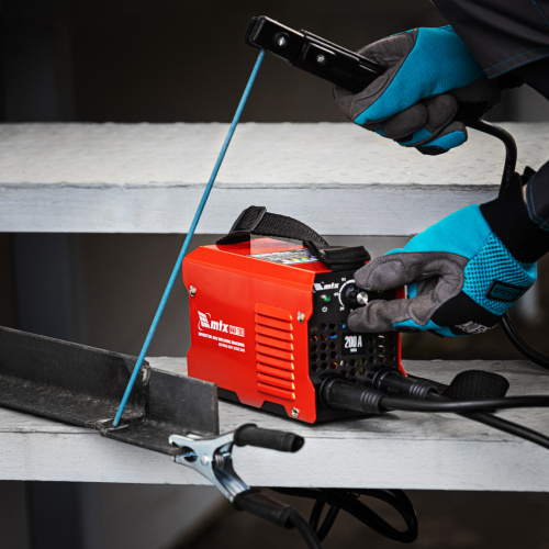 Инверторный аппарат дуговой сварки MMA-200S, 200 А, ПВ60%, диаметр электрода 1,6-5 мм MTX по ценам производителя в Санкт-Петербурге с доставкой по всей России