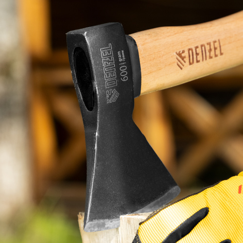 Топор, 600 г, кованый, буковое топорище Denzel по ценам производителя в Санкт-Петербурге с доставкой по всей России