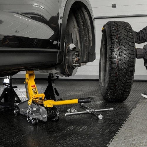 Домкрат гидравлический подкатной с фиксатором, 2 т, 130-330 мм Denzel купить в Москве с доставкой по всей России | ProtosMarket.ru