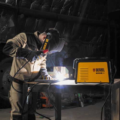 Аппарат инвертор. дуговой сварки SDM-220 Top, 220 А, ПВ 60% кейс Denzel по ценам производителя в Санкт-Петербурге с доставкой по всей России