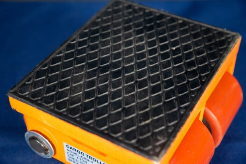 Роликовая платформа подкатная TOR CRM-4 г/п 4 т по ценам производителя в Санкт-Петербурге с доставкой по всей России