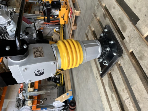 Вибротрамбовка 70 кг, 20 кН (Honda), чугунный корпус TOR RM-80 по ценам производителя в Санкт-Петербурге с доставкой по всей России