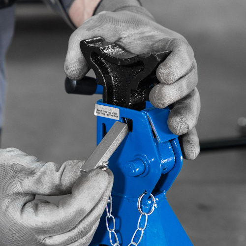 Подставки под автомобиль регулируемые, 2 т, H подъема 280-420 мм, 2 шт, Stels по ценам производителя в Санкт-Петербурге с доставкой по всей России