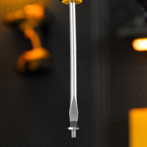 Отвертка, SL8x150 мм, S2, 3к рукоятка Denzel по ценам производителя в Санкт-Петербурге с доставкой по всей России