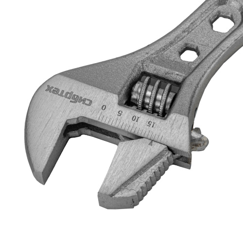 Ключ разводной, 150мм, переставная губка, 2-х комп. рукоятка Сибртех по ценам производителя в Санкт-Петербурге с доставкой по всей России