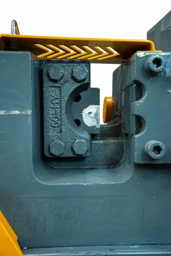 Станок для резки арматуры 45/40мм 4кВт TOR GQ45 PRO по ценам производителя в Санкт-Петербурге с доставкой по всей России