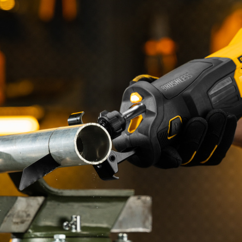 Пила сабельная аккумуляторная бесщет. RS-250, Li-Ion, 20 В Denzel по ценам производителя в Санкт-Петербурге с доставкой по всей России