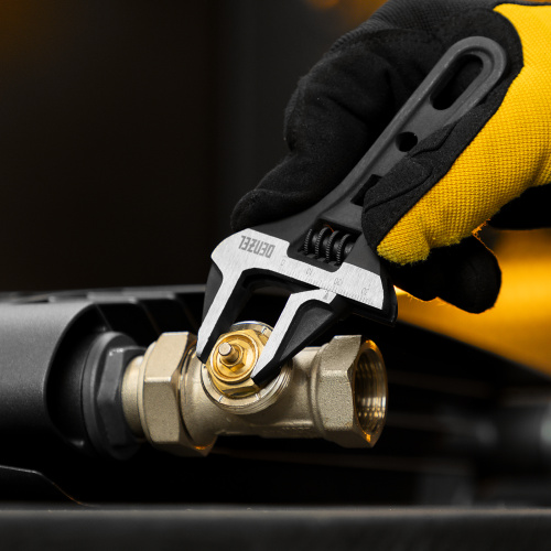 Ключ разводной 135 мм, CrV, кованый, укороченная рукоятка Denzel купить в Москве с доставкой по всей России | ProtosMarket.ru