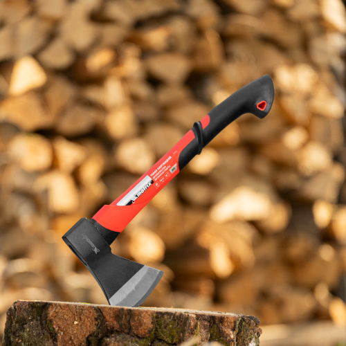 Топор, 800 г, эргономичная фибергласовая рукоятка, 450 мм Matrix по ценам производителя в Санкт-Петербурге с доставкой по всей России