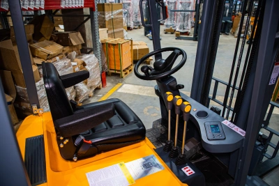 Погрузчик электрический трехопорный XILIN 1,5 т 3,5 м CPD15S-E сайдшифт по ценам производителя в Санкт-Петербурге с доставкой по всей России