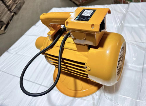 Электропривод глубинного вибратора для бетона 1,5 кВт TOR ZN50-C купить в Москве с доставкой по всей России | ProtosMarket.ru