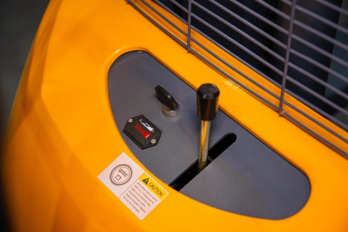 Штабелер гидравлический с электроподъемом 1,5 т 3,0 м XILIN CDD15B-E с раздвижными вилами по ценам производителя в Санкт-Петербурге с доставкой по всей России