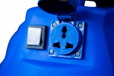 Пылесос строительный 30 л 1400Вт с розеткой 220В TOR TVC30 по ценам производителя в Санкт-Петербурге с доставкой по всей России