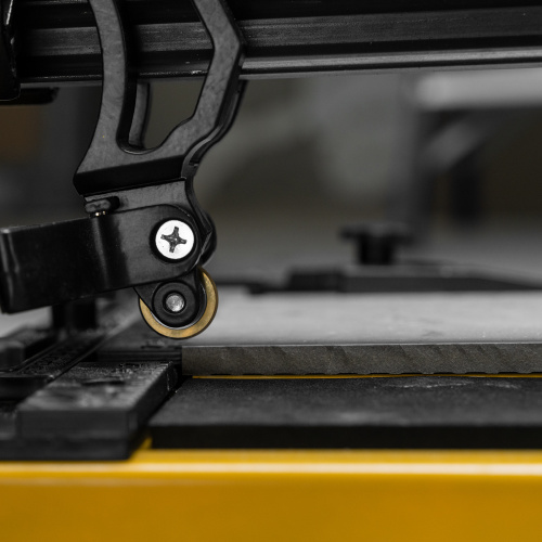 Плиткорез рельсовый 600х16мм, каретка на подш., стальная станина, усил. рукоятка-пенал Denzel по ценам производителя в Санкт-Петербурге с доставкой по всей России