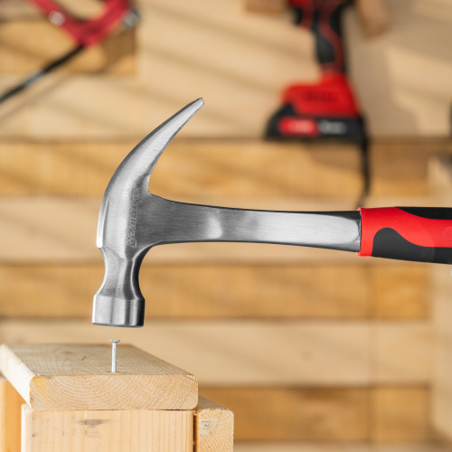 Молоток-гвоздодер, 450 г, цельнометаллический, двухкомпонентная рукоятка Matrix по ценам производителя в Санкт-Петербурге с доставкой по всей России