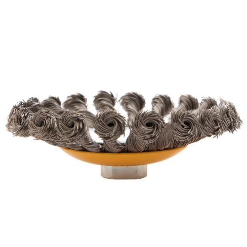 Щетка для УШМ, 125 мм, "Тарелка", крученая нержавеющая проволока 0.5 мм, М14 Denzel по ценам производителя в Санкт-Петербурге с доставкой по всей России