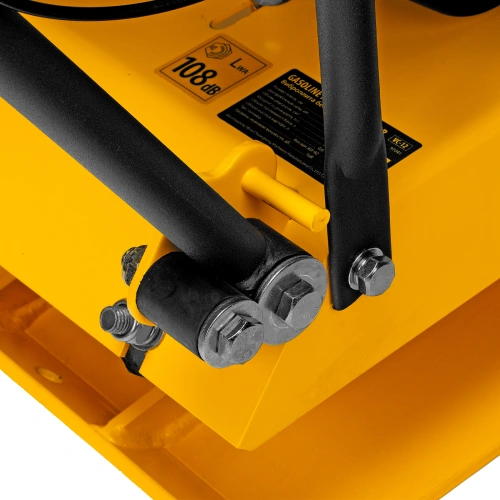 Виброплита бензиновая VC-12, 12 кН, 45*35 см, 196 см3 Denzel купить в Москве с доставкой по всей России | ProtosMarket.ru