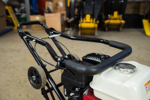 Виброплита 80 кг, 16кН (Honda) без бака колесный комплект TOR C-90L купить в Москве с доставкой по всей России | ProtosMarket.ru