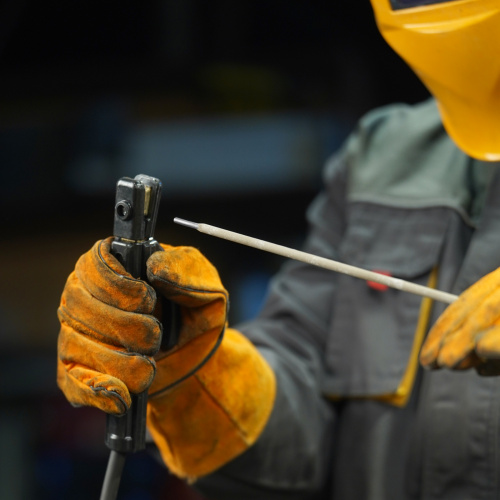 Электроды DER-13/55, диам. 4 мм, 5 кг, основное покрытие Denzel по ценам производителя в Санкт-Петербурге с доставкой по всей России