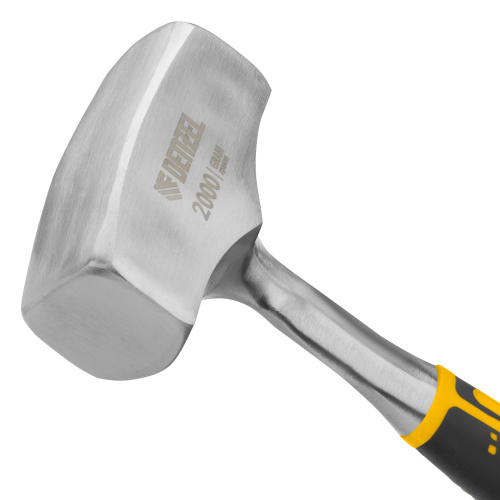 Кувалда 2 кг, цельнометаллическая, двухкомпонентная рукоятка Denzel купить в Москве с доставкой по всей России | ProtosMarket.ru