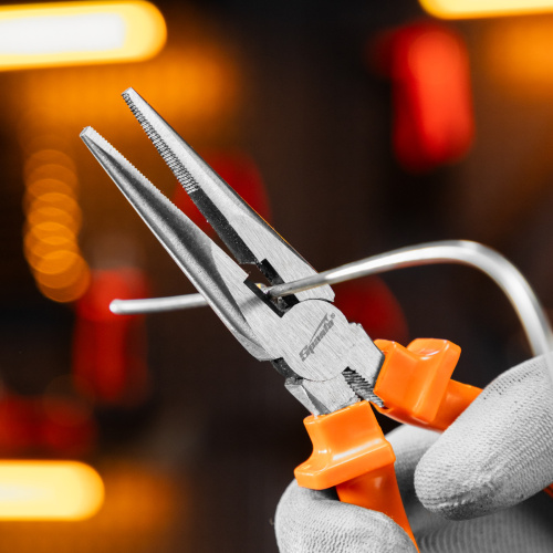 Длинногубцы прямые Classic, 180 мм, шлифованные, пластмассовые рукоятки Sparta купить в Москве с доставкой по всей России | ProtosMarket.ru