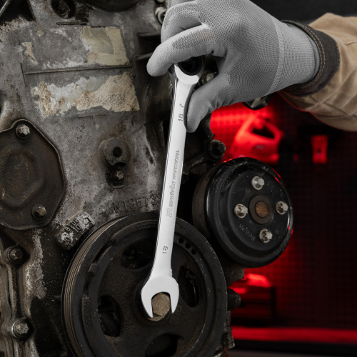 Ключ комбинированный трещоточный, 18 мм, CrV, зеркальный хром Matrix Professional купить в Москве с доставкой по всей России | ProtosMarket.ru