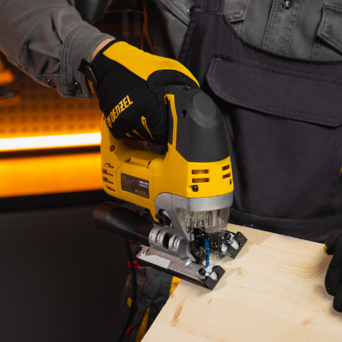 Лобзик электрический JS-110, 750 Вт, 110 мм Denzel купить в Москве с доставкой по всей России | ProtosMarket.ru