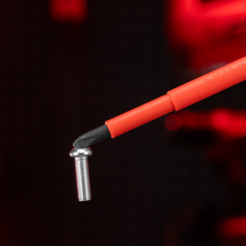 Отвертка Insulated, PH2 x 100 мм, CrMo, до 1000 В, двухкомпонентная рукоятка Matrix Professional по ценам производителя в Санкт-Петербурге с доставкой по всей России