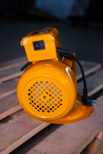 Электропривод глубинного вибратора для бетона 2,2 кВт TOR ZN70-JT (японский тип) по ценам производителя в Санкт-Петербурге с доставкой по всей России