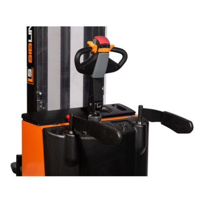 Штабелер электрический самоходный с платформой 2 т - 4,5 м Вилы: 1150 , АКБ Свинцово - кислотная, CL2045W SIBLINE по ценам производителя в Санкт-Петербурге с доставкой по всей России