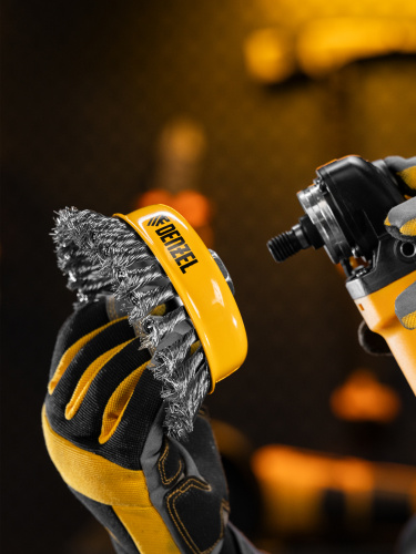 Щетка для УШМ, 125 мм, "Чашка", крученая нержавеющая проволока 0.5 мм, М14 Denzel по ценам производителя в Санкт-Петербурге с доставкой по всей России