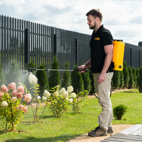 Опрыскиватель ранцевый аккумуляторный D-12LA, 12 л, 12 В, 8 Ач Denzel по ценам производителя в Санкт-Петербурге с доставкой по всей России