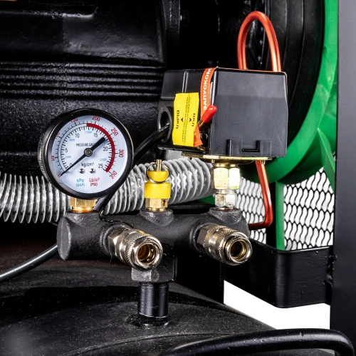 AEROMAX Компрессор ременной 1350/500 HP по ценам производителя в Санкт-Петербурге с доставкой по всей России