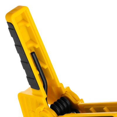 Струбцина клещеобразная, усиленная 65 х 50 мм, двухкомпонентные рукоятки Denzel по ценам производителя в Санкт-Петербурге с доставкой по всей России