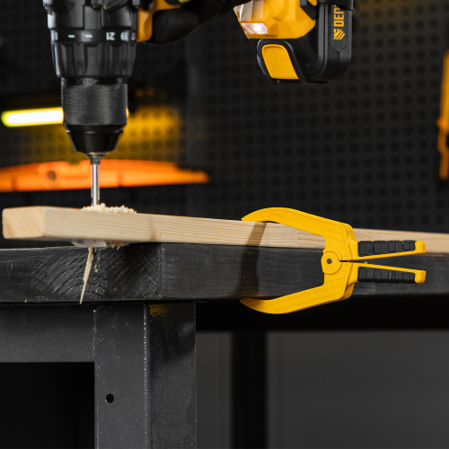 Струбцина клещеобразная, удлиненная 50 х 80 мм двухкомпонентные рукоятки Denzel по ценам производителя в Санкт-Петербурге с доставкой по всей России