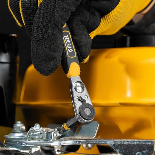 Ключ-трещотка для бит 1/4", 52 зуба, CrMo, адаптер для торцевых головок Denzel купить в Москве с доставкой по всей России | ProtosMarket.ru