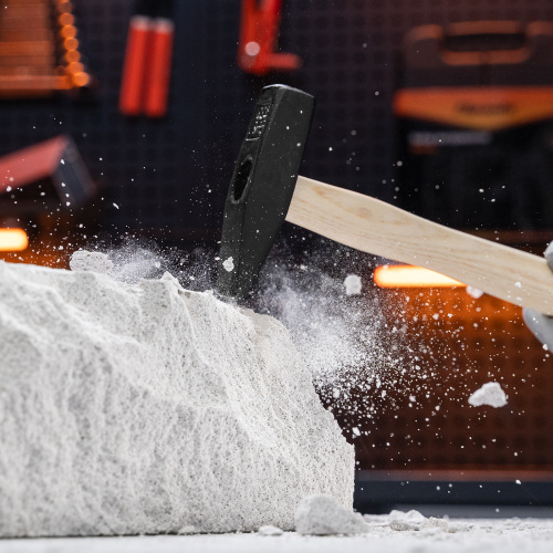 Молоток слесарный, 300 г, квадратный боек, деревянная рукоятка Sparta купить в Москве с доставкой по всей России | ProtosMarket.ru