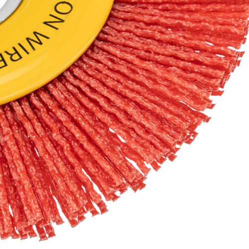 Щетка для УШМ, 125 мм, Плоская, нейлоновая щетина, посадка 22,2 мм Denzel по ценам производителя в Санкт-Петербурге с доставкой по всей России